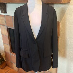Eddie Bauer Black Women's Departure Blazer, size 18